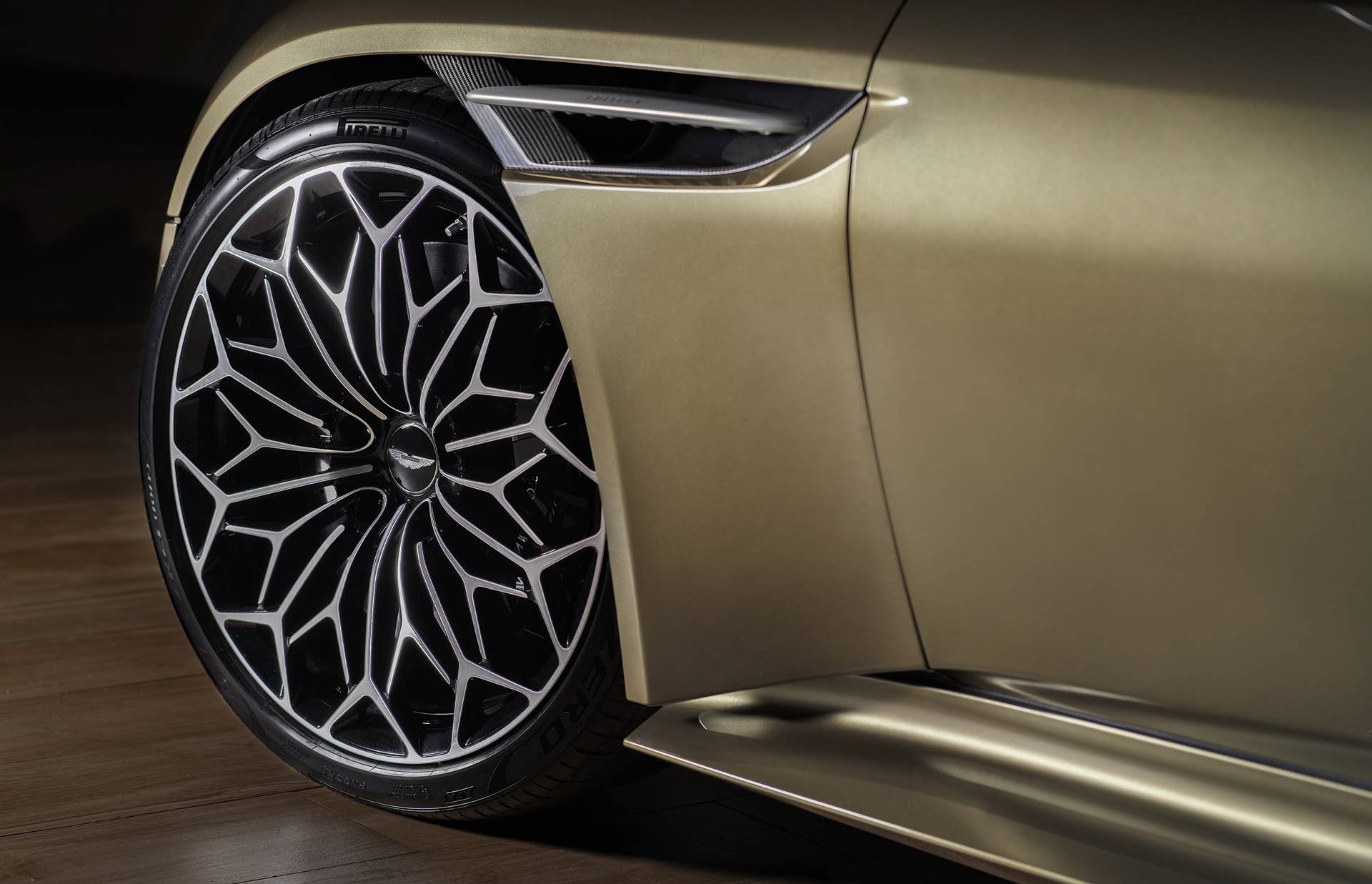 Aston Martin 'On Her Majesty's Secret Service' DBS Superleggera