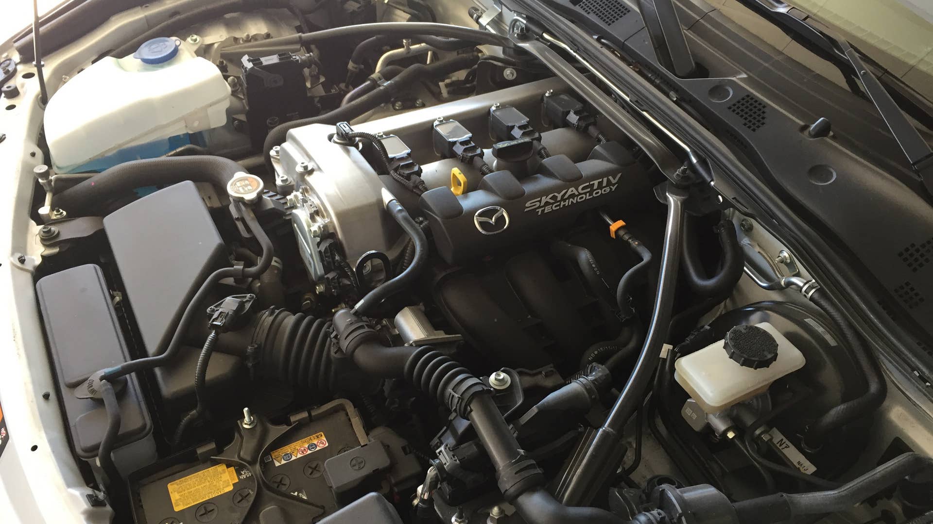 2016 Mazda MX-5 Miata Club engine bay