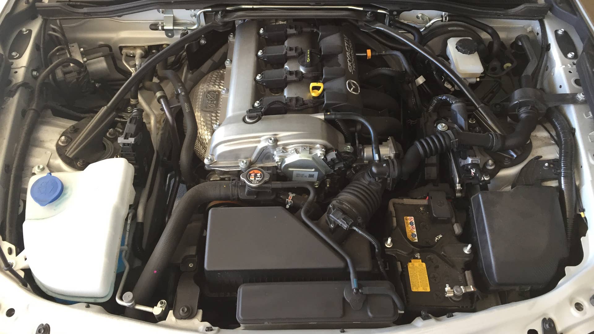 2016 Mazda MX-5 Miata Club engine bay