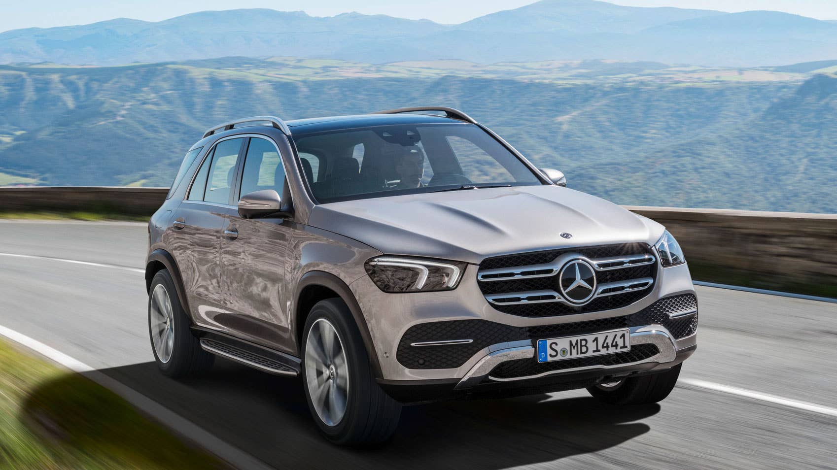 The next Mercedes-Benz GLE plug-in hybrid will have 62 miles of electric range.