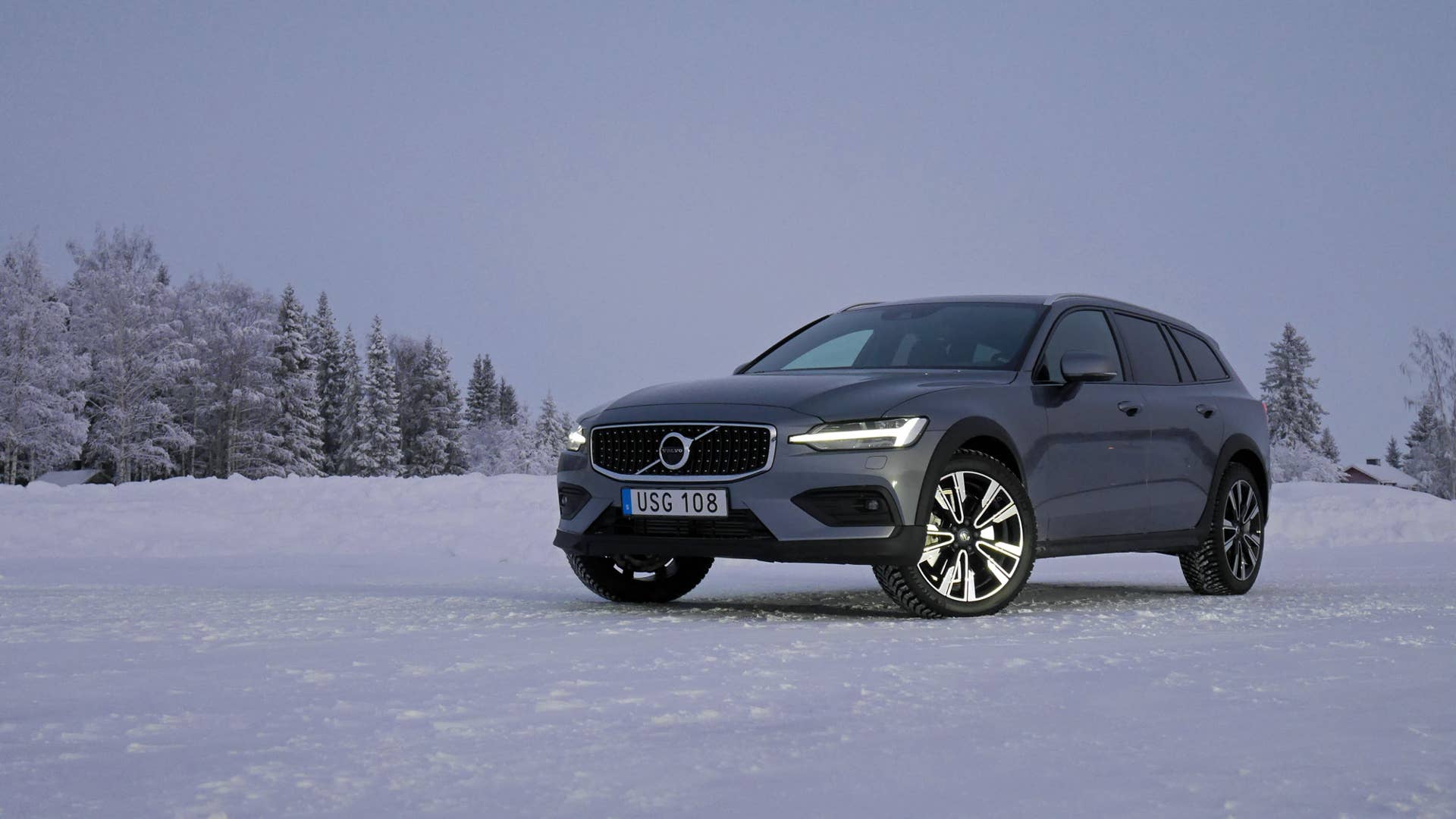 2020 Volvo V60 Cross Country in Luleå, Sweden