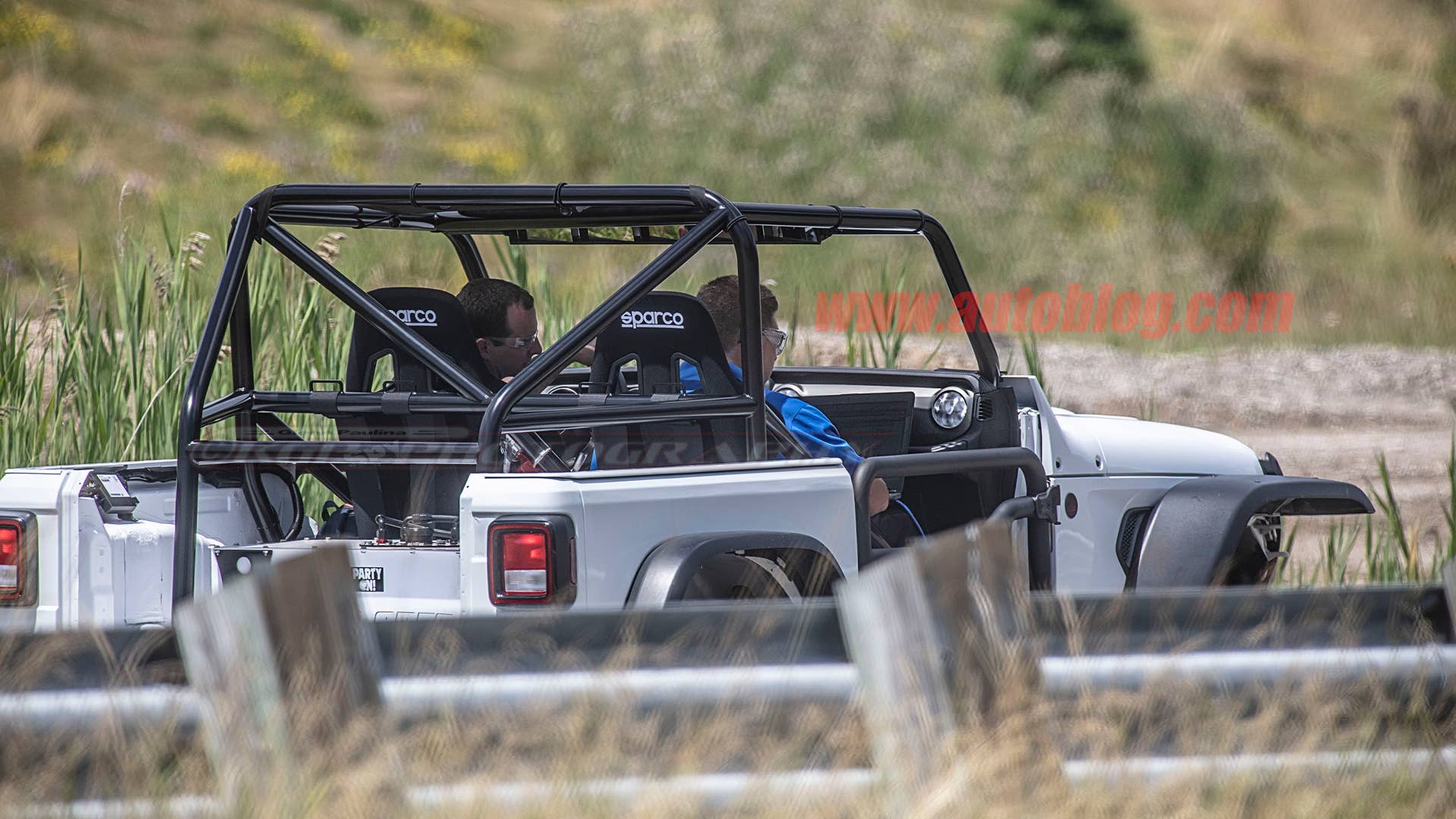Jeep Wrangler custom off-roader