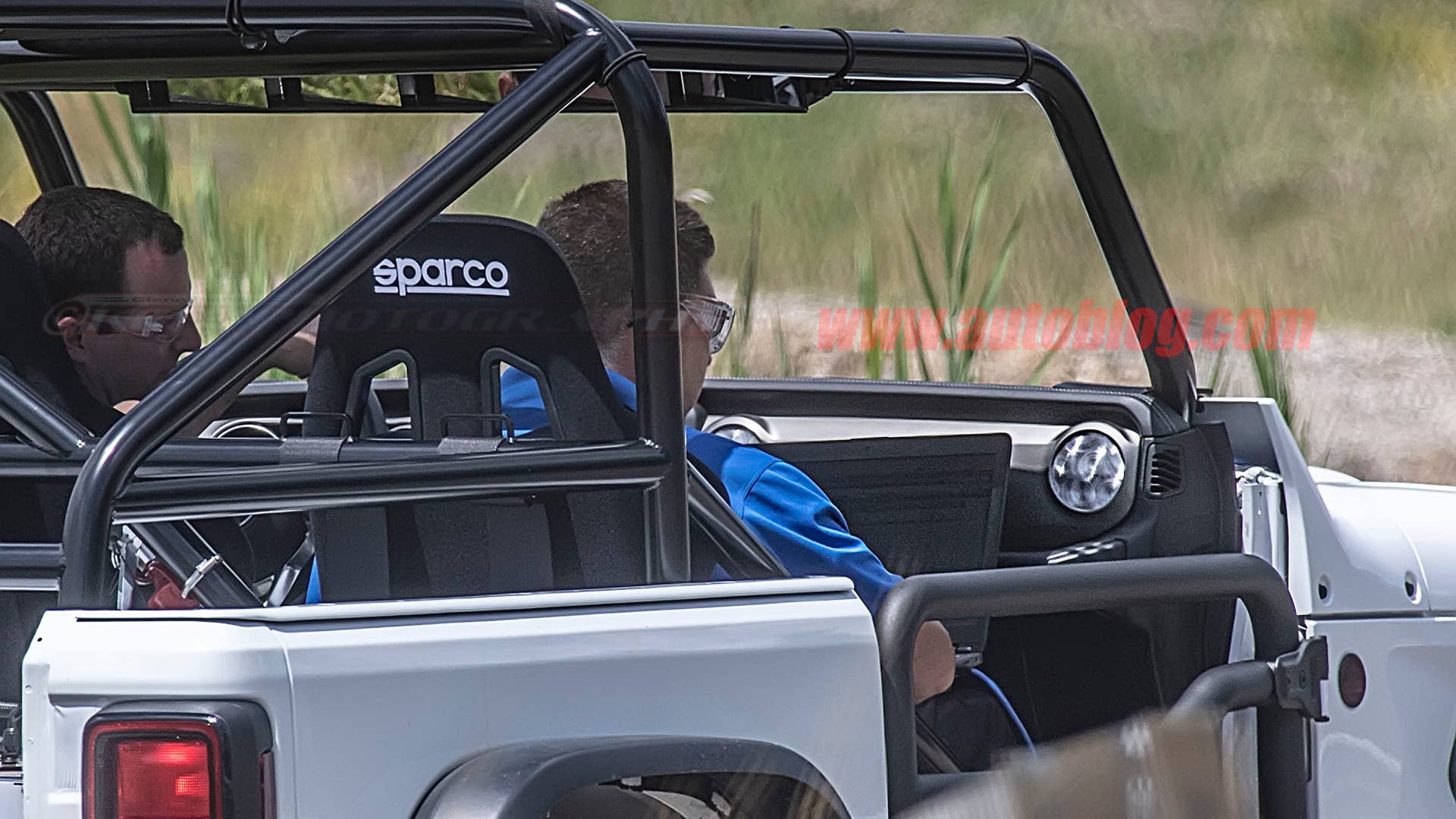 Jeep Wrangler custom off-roader