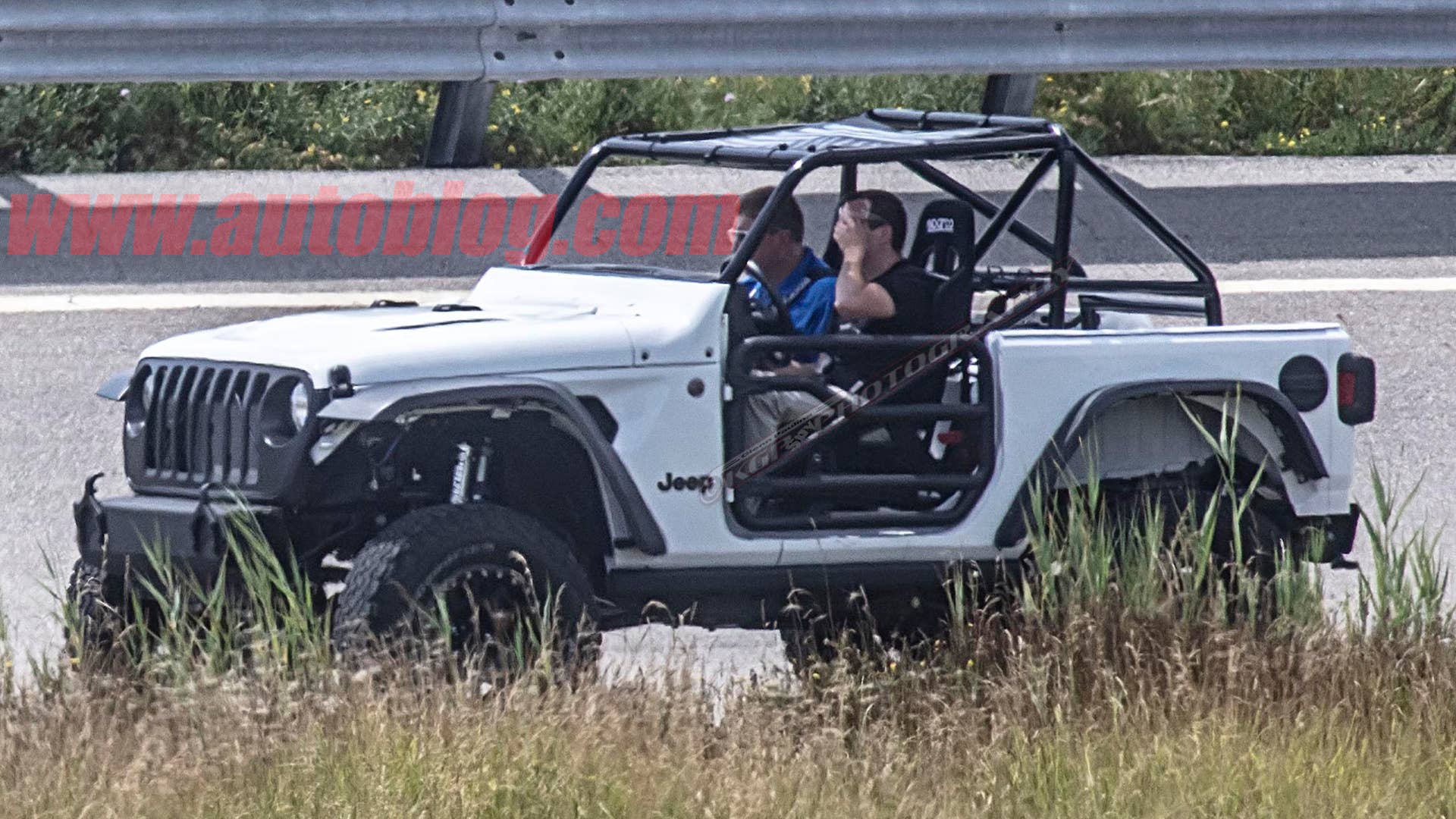 Jeep Wrangler custom off-roader
