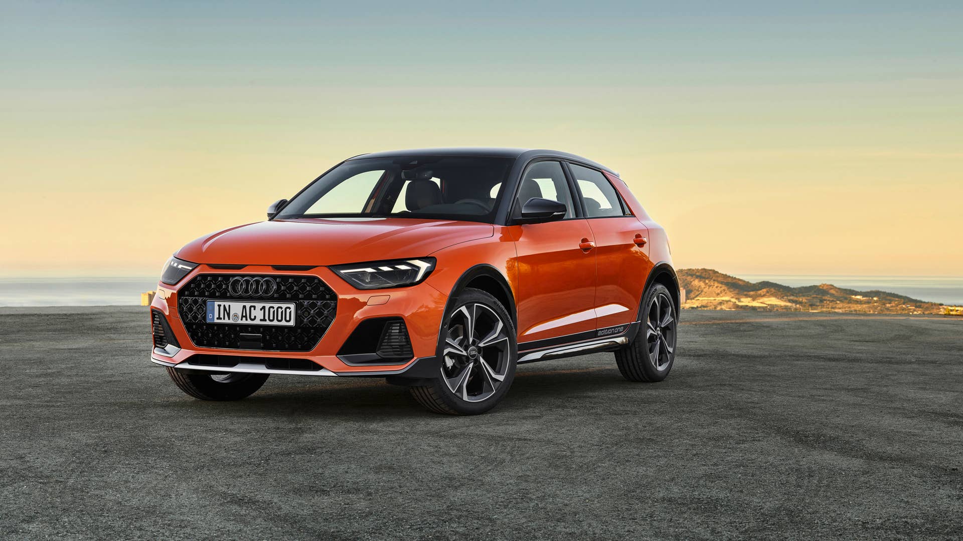 Static photo, Colour: Pulse orange