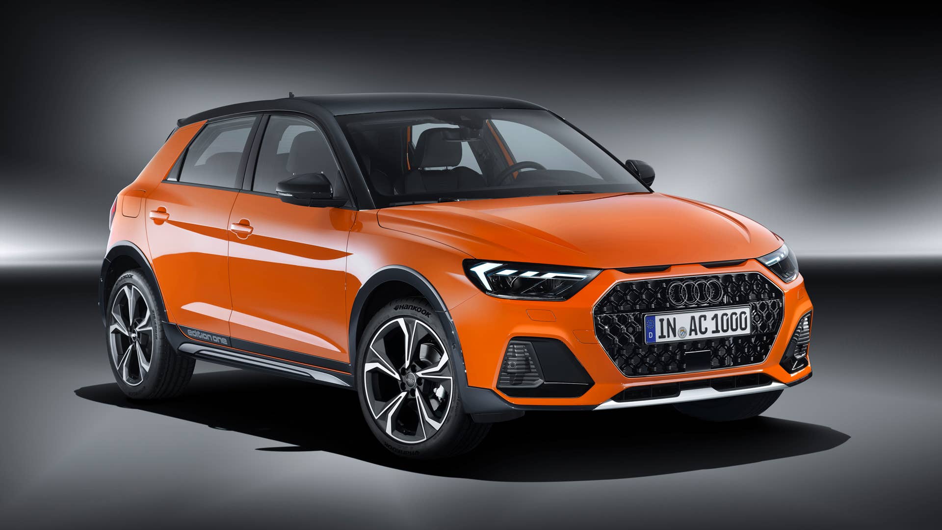 Static photo, Colour: Pulse orange