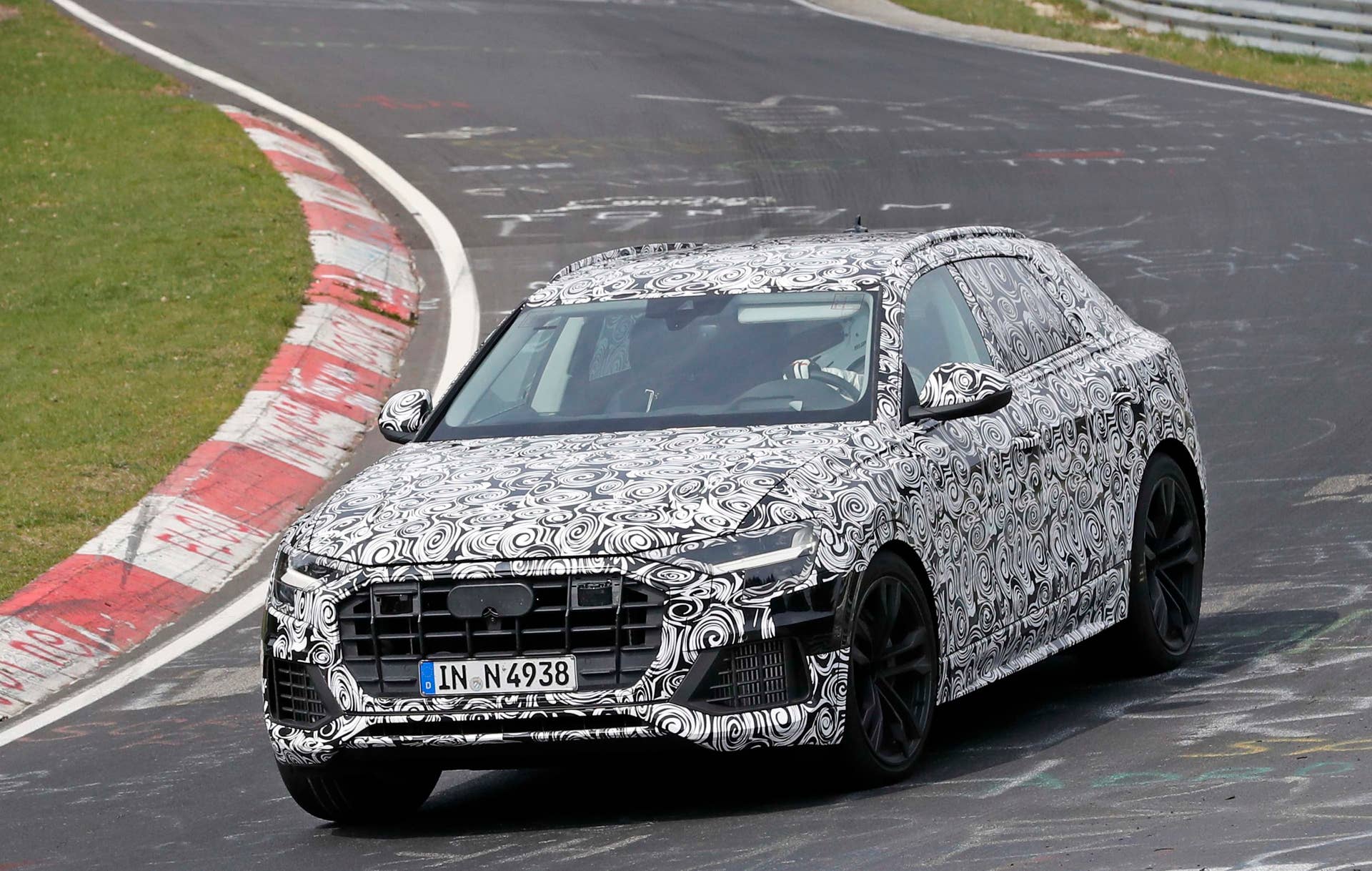 Audi Q8 Spy Shot side