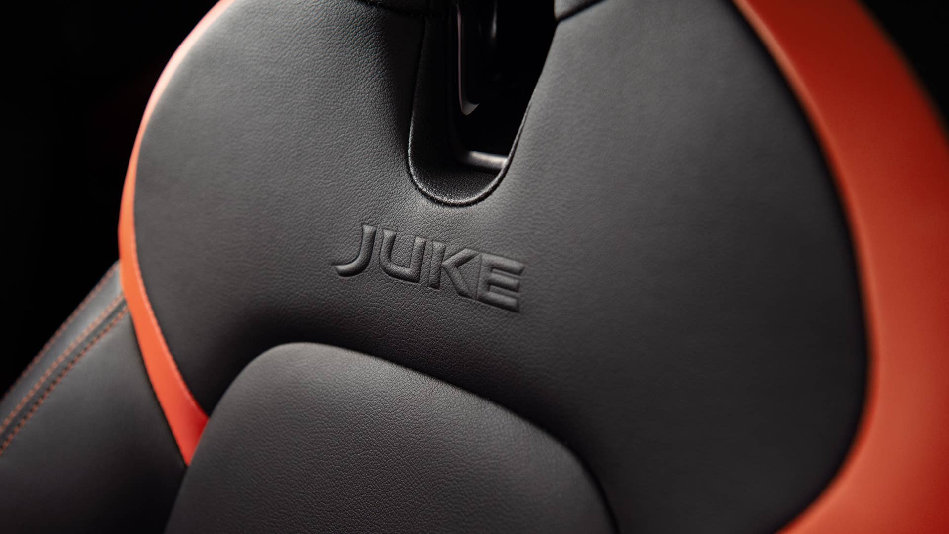 Nissan Juke interior