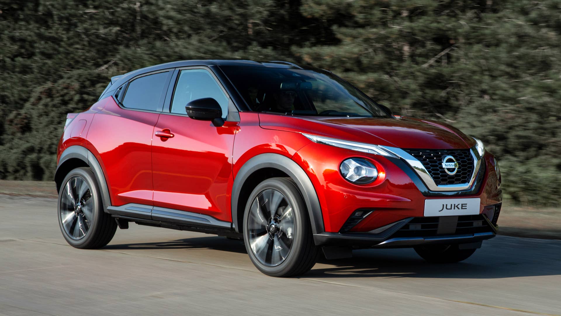Nissan Juke in orange