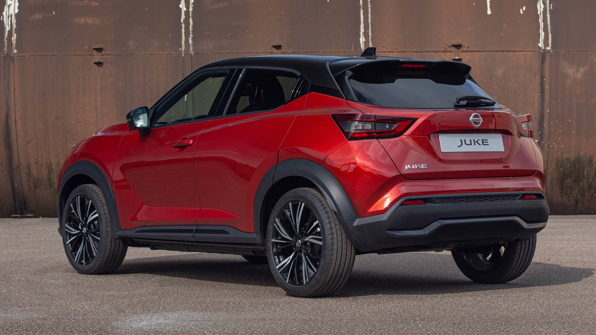 Nissan Juke in orange