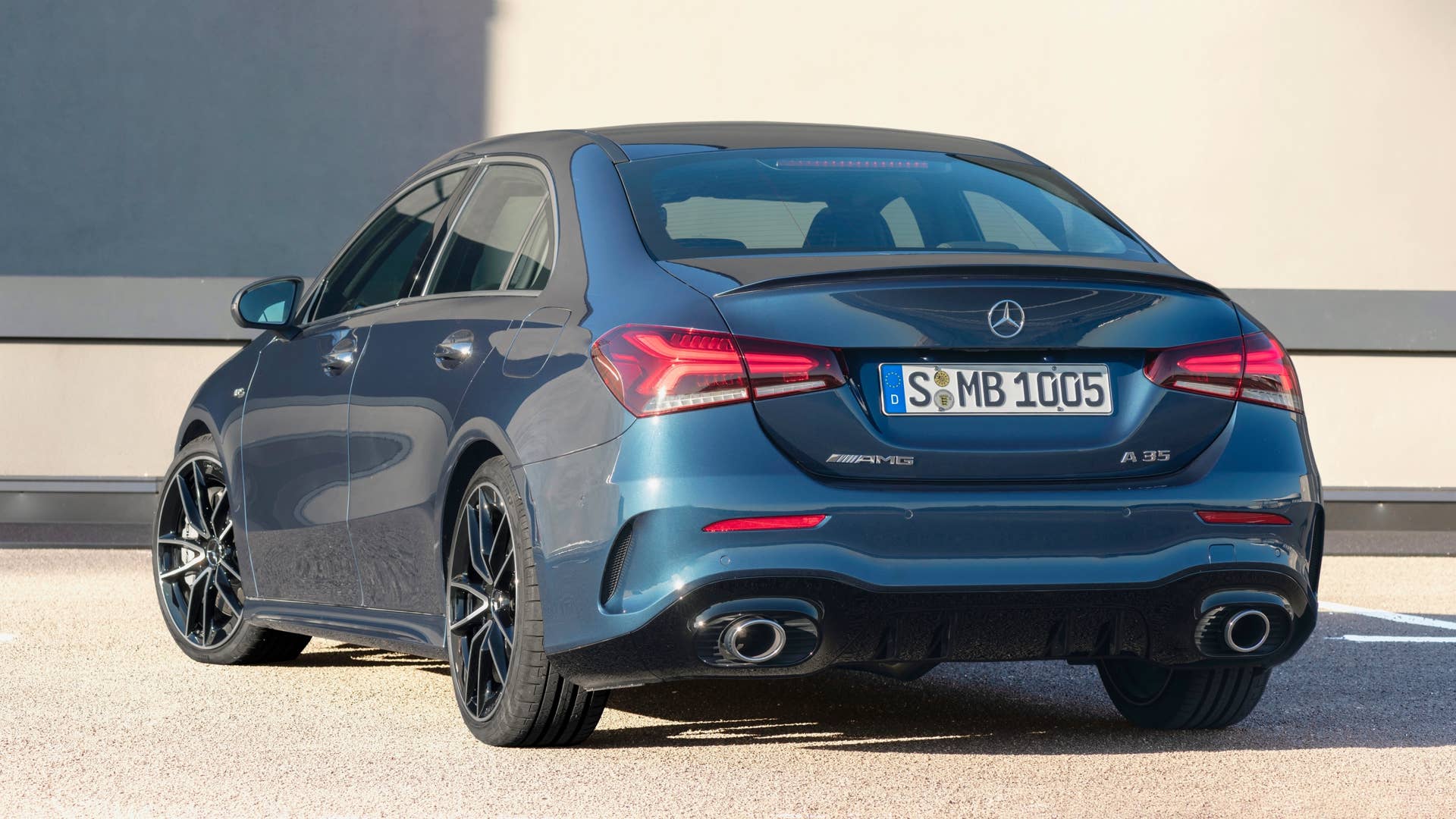 2020 Mercedes-AMG A 35