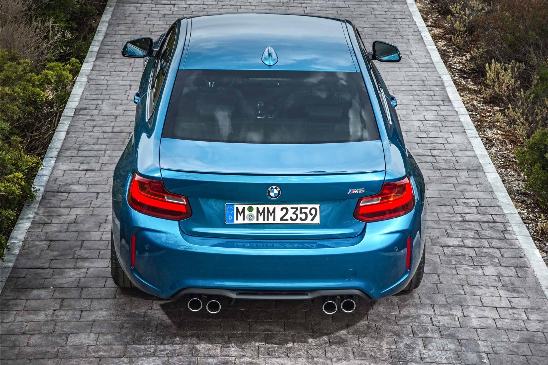 2016 BMW M2 rear overhead