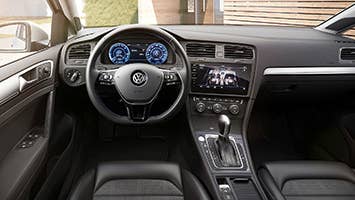 2017 Volkswagen e-Golf