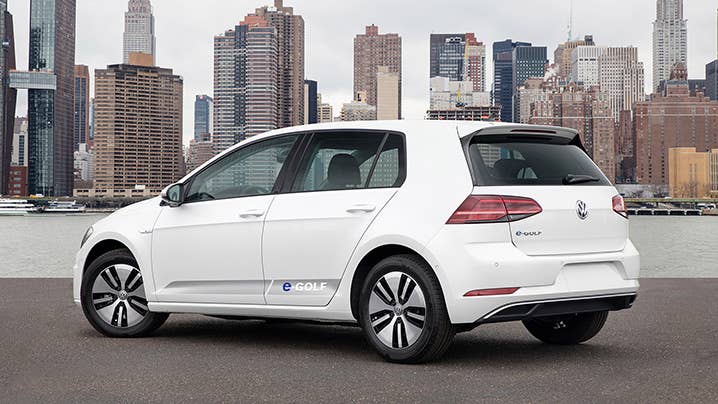 2017 Volkswagen e-Golf