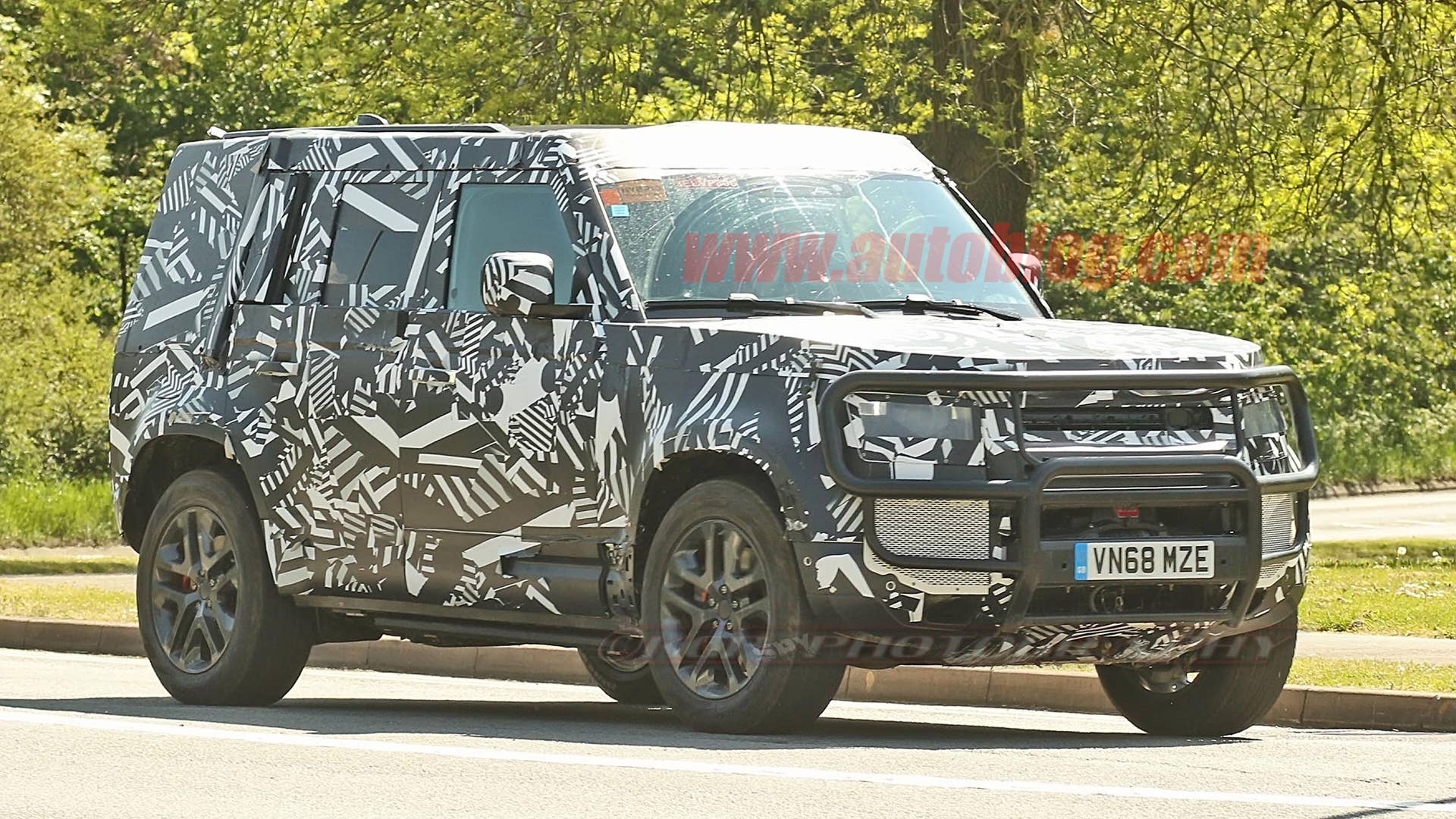 2020 Land Rover Defender Hybrid