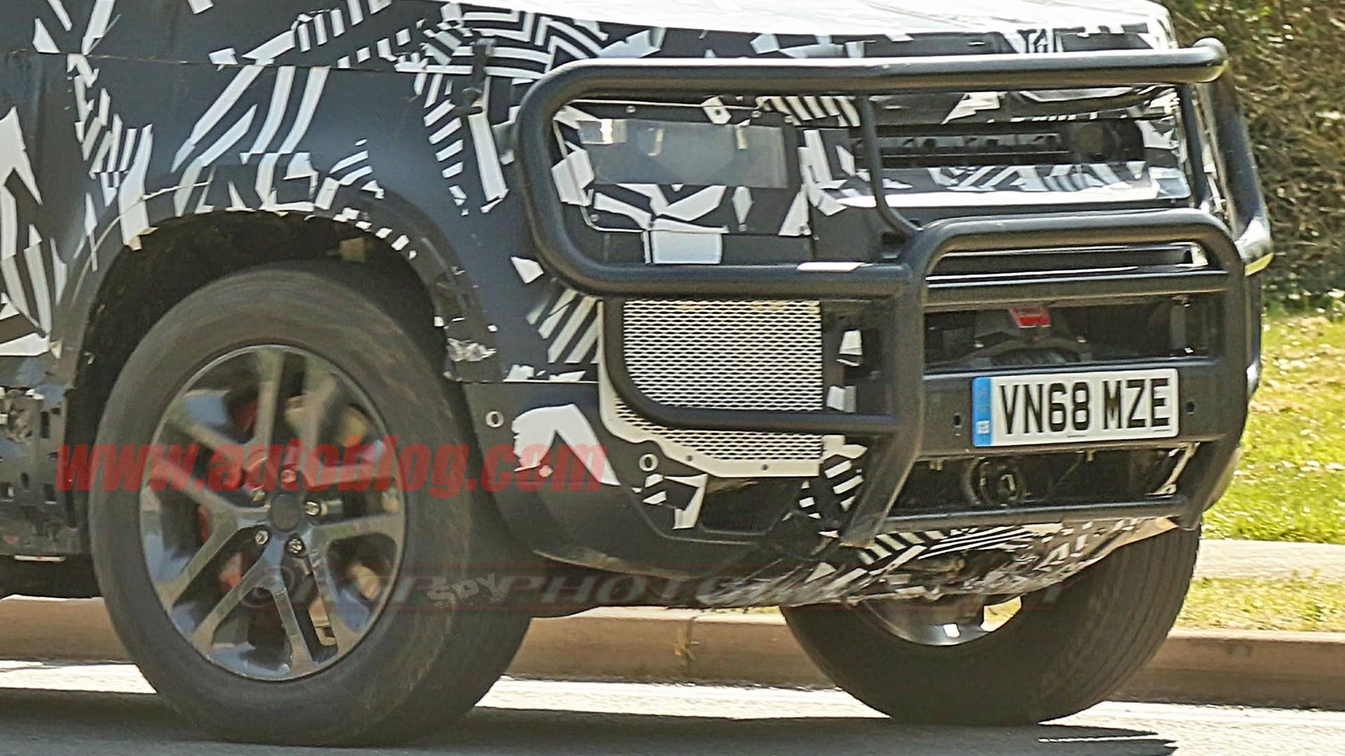 2020 Land Rover Defender Hybrid