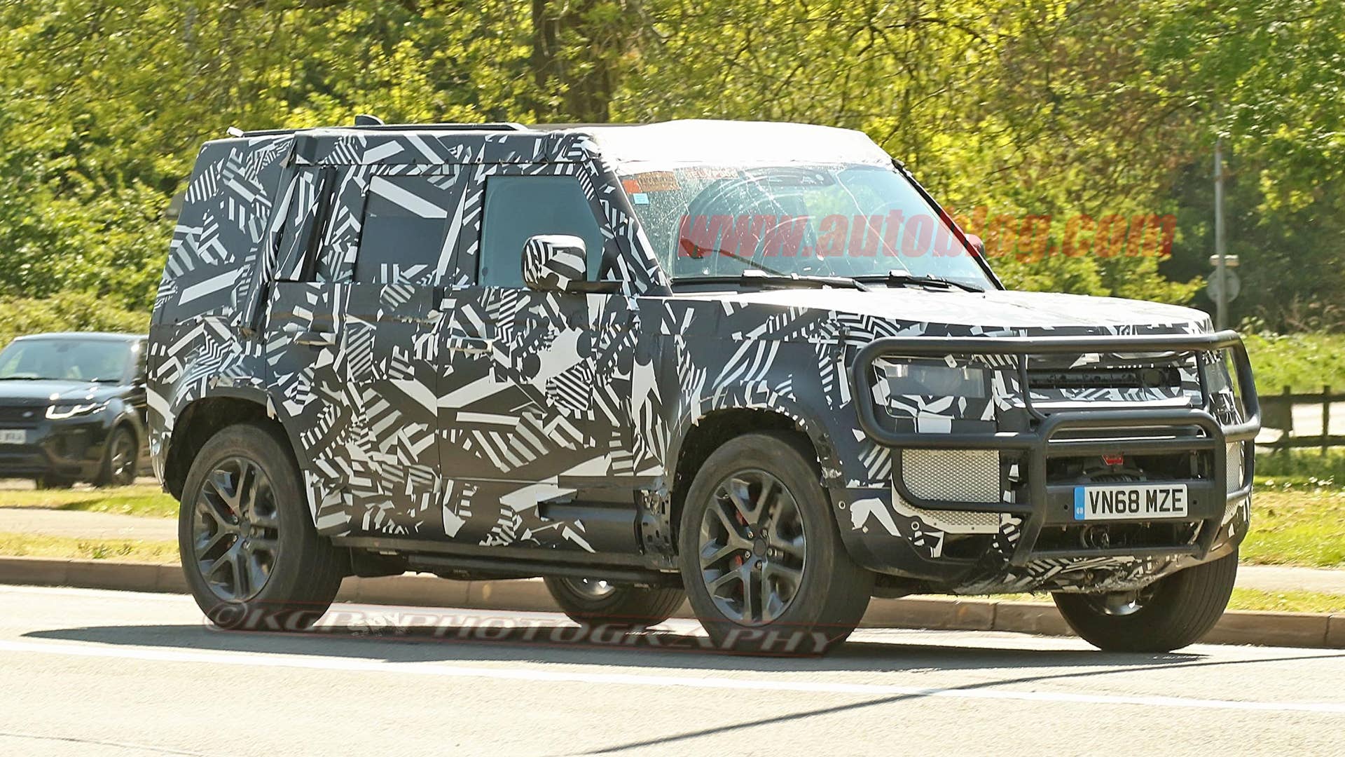 2020 Land Rover Defender Hybrid
