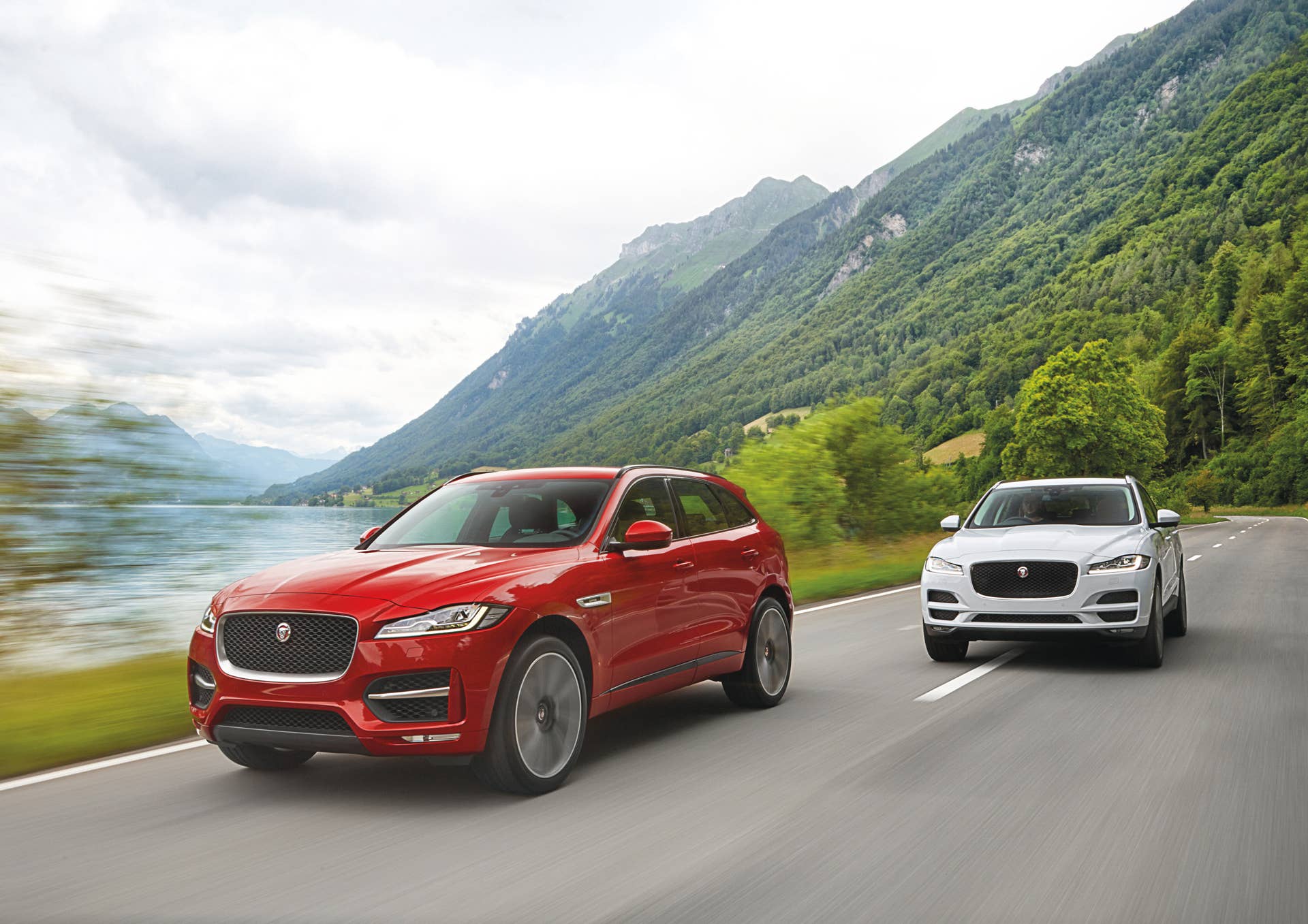 f-pace 2017 jaguar cuv pair road passing