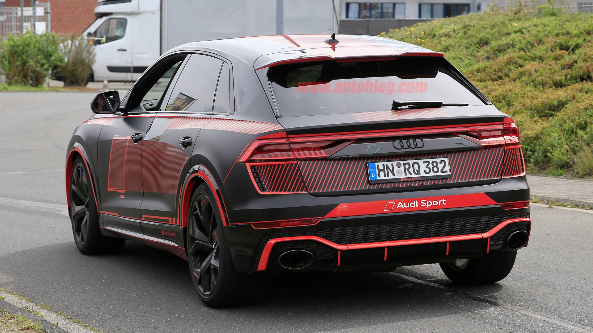 Audi RS Q8 with almost no camouflage