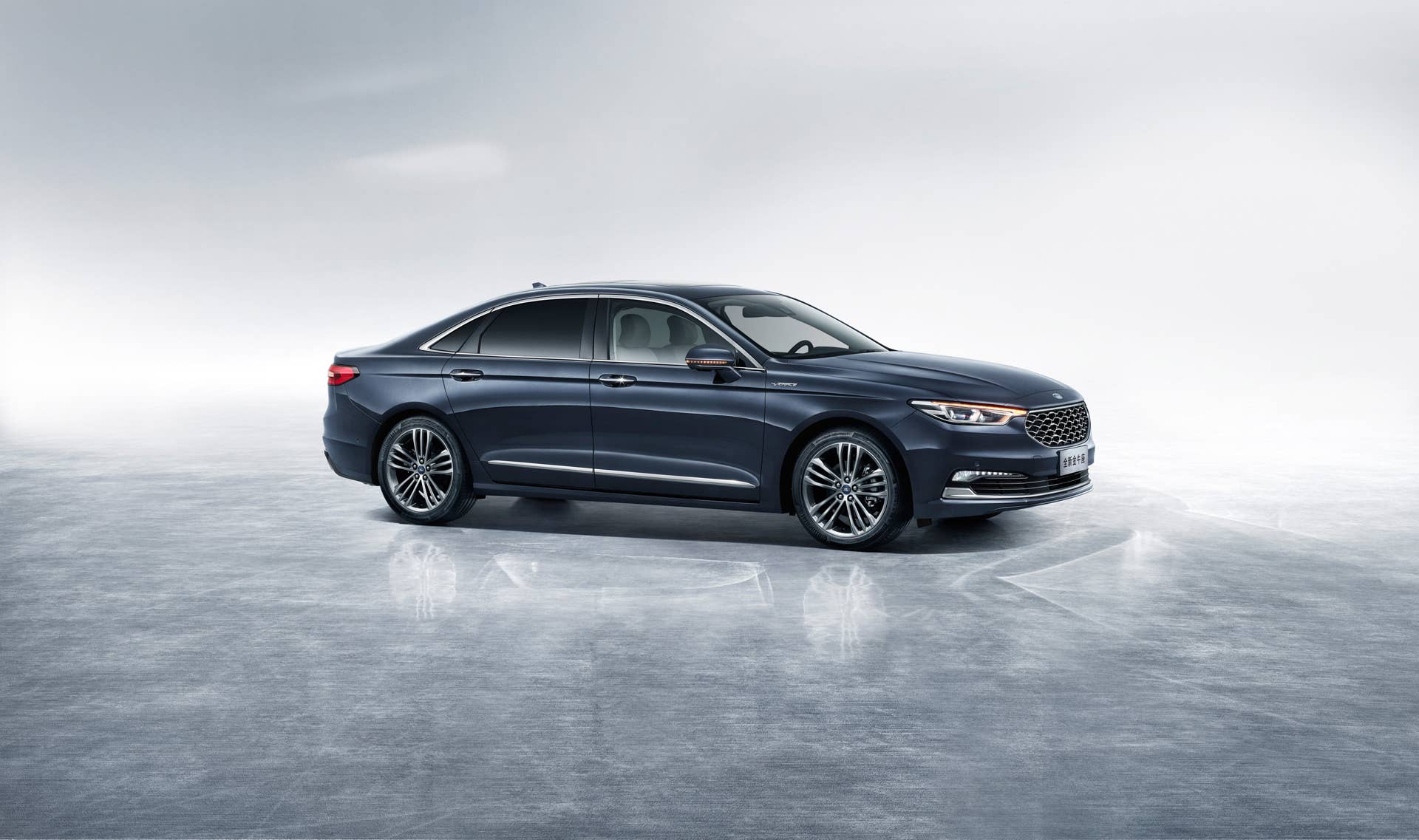 2020 Ford Taurus Vignale (China)
