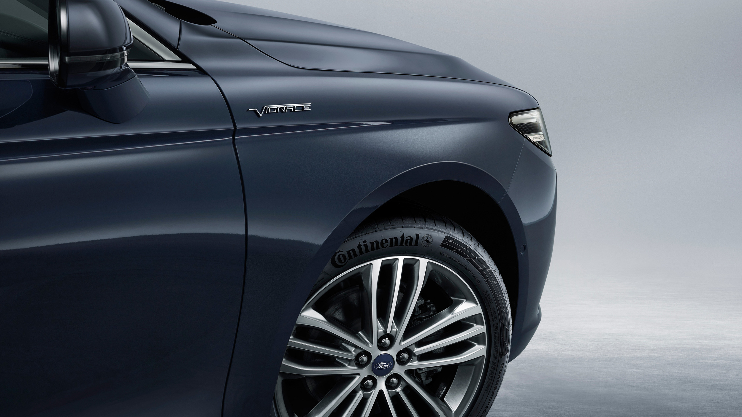 2020 Ford Taurus Vignale (China)