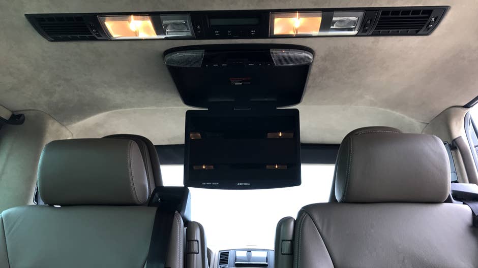 Porsche 911 Turbo-powered VW T5 Transporter