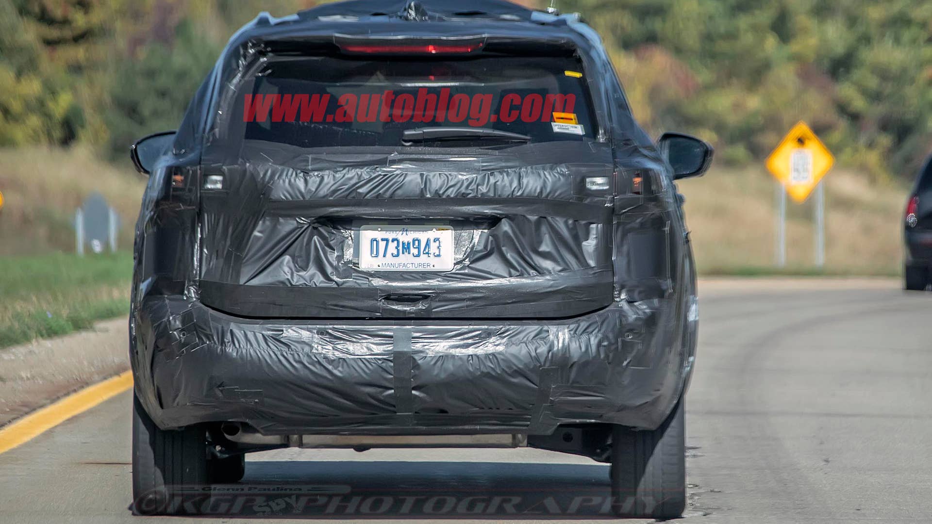 2021 Nissan Rogue in camouflage