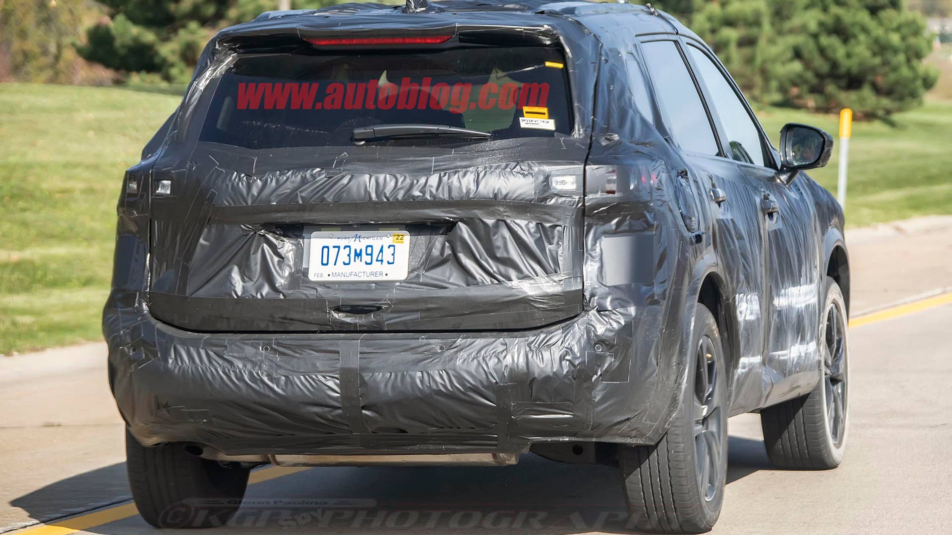 2021 Nissan Rogue in camouflage