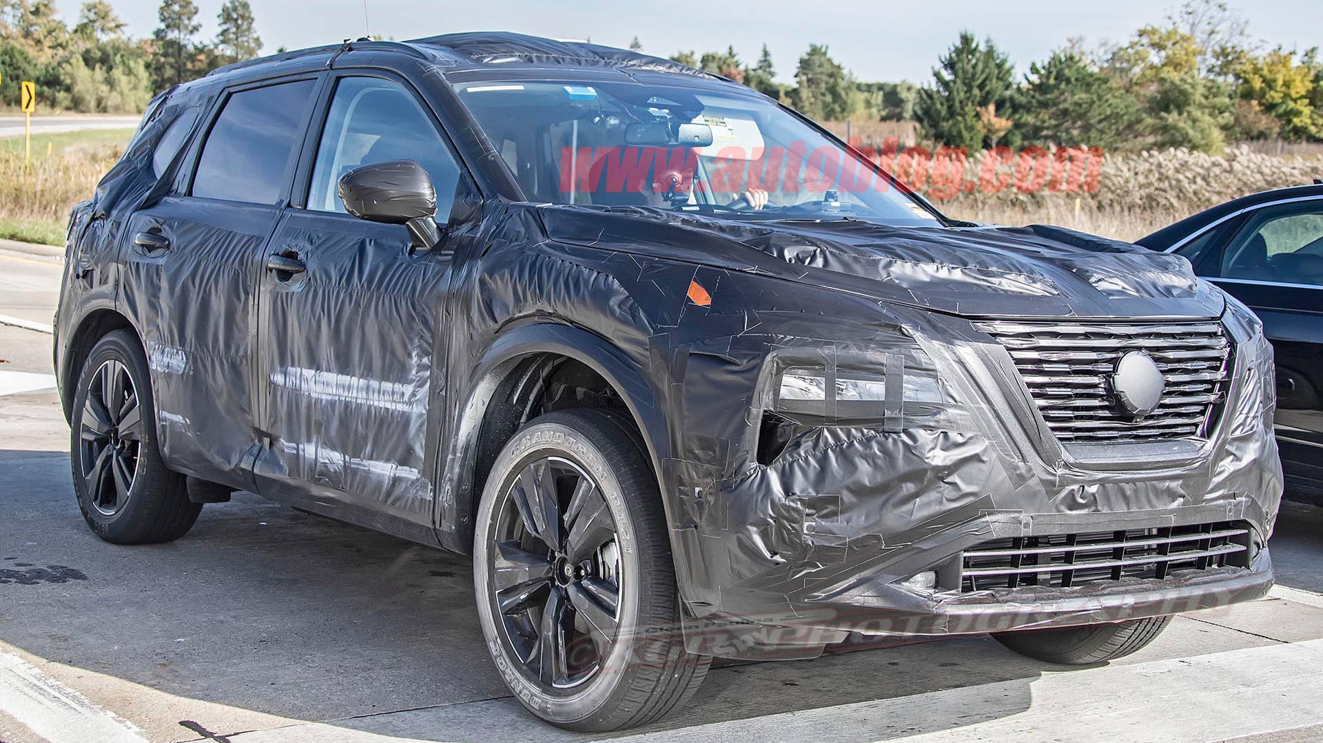 2021 Nissan Rogue in camouflage