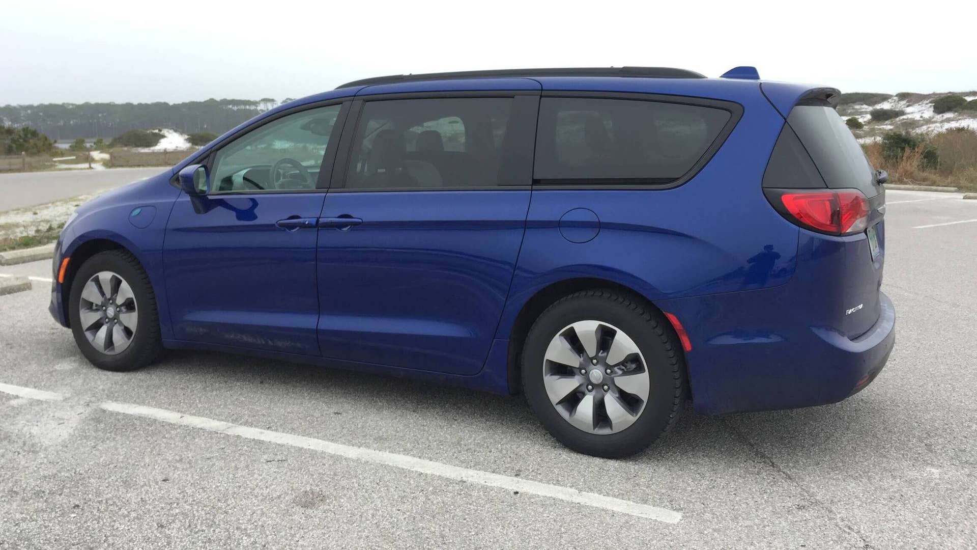 2018 Chrysler Pacifica Hybrid