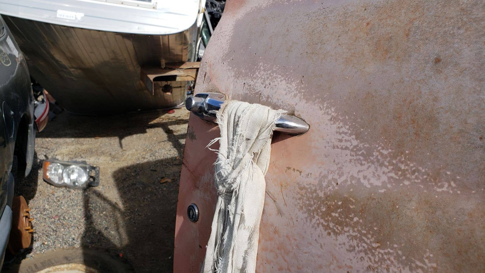 Junked 1959 International Harvester B-110 pickup