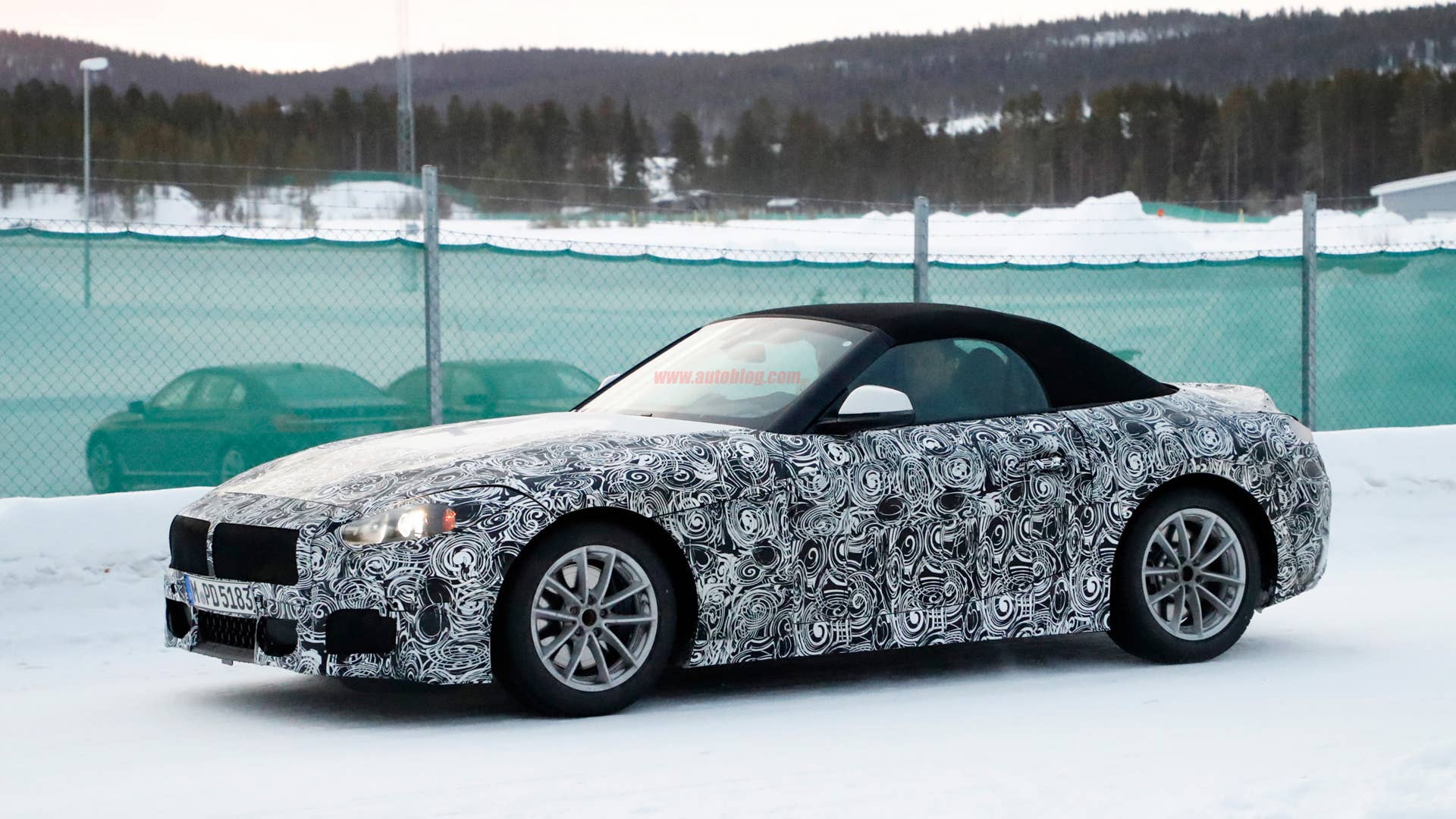 BMW Z5 front side
