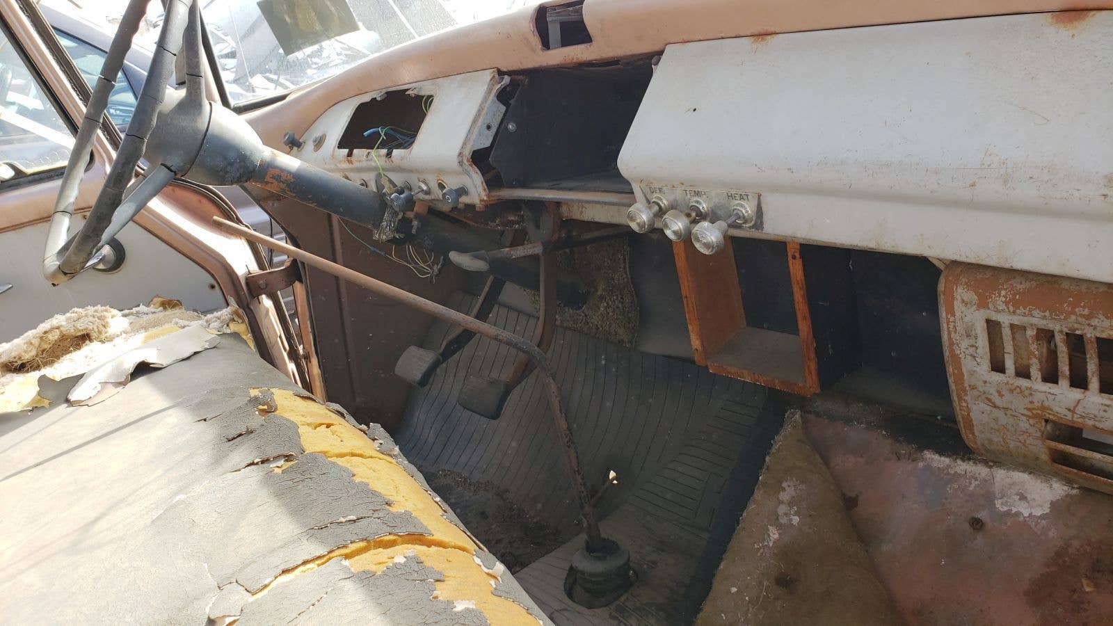 Junked 1959 International Harvester B-110 pickup