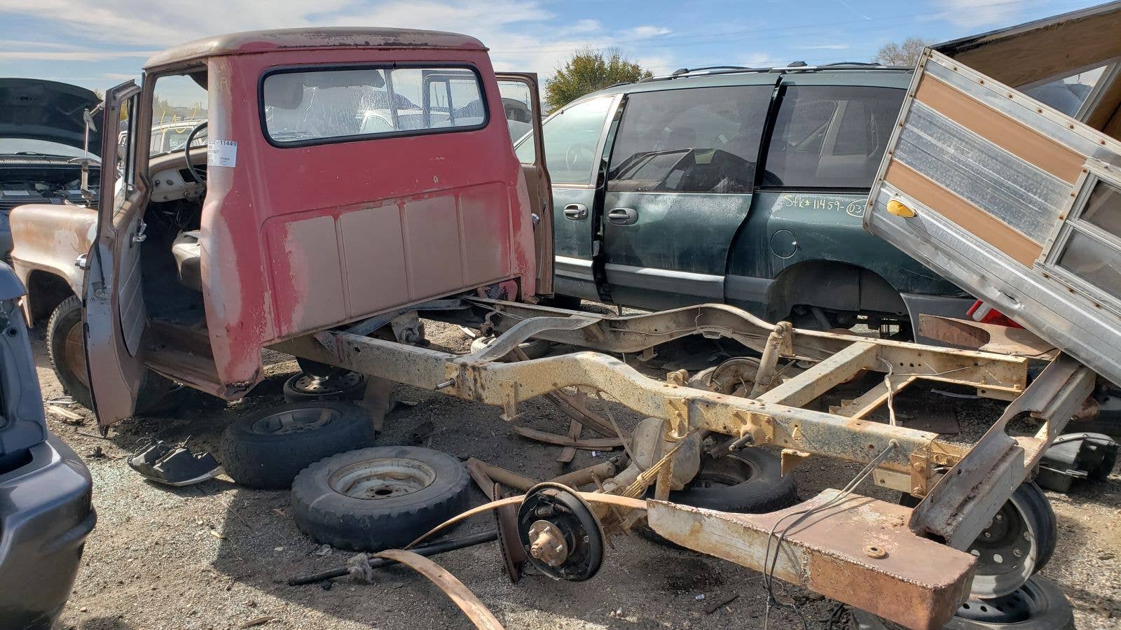Junked 1959 International Harvester B-110 pickup