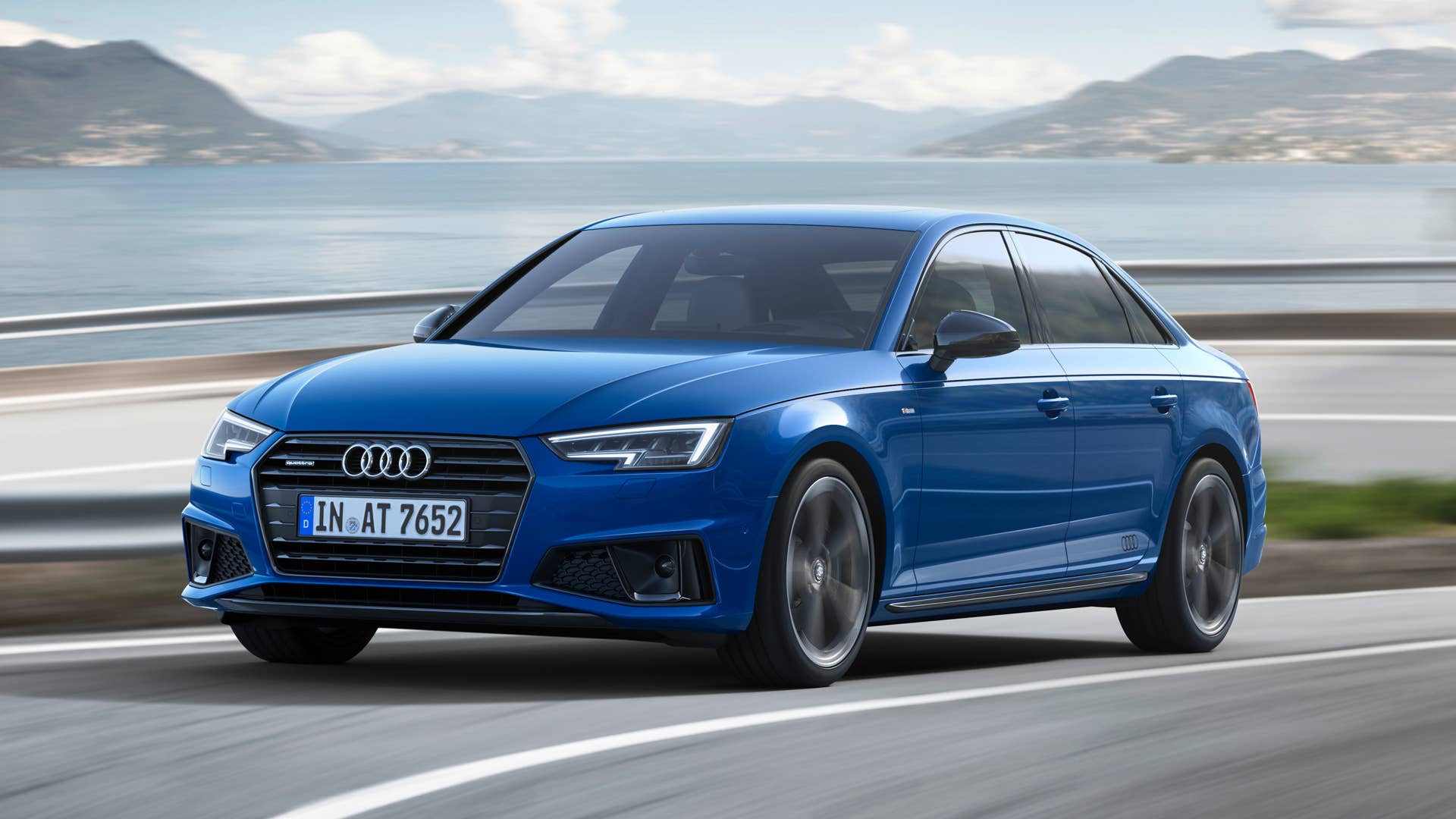 Dynamic photo Colour: ascari blue