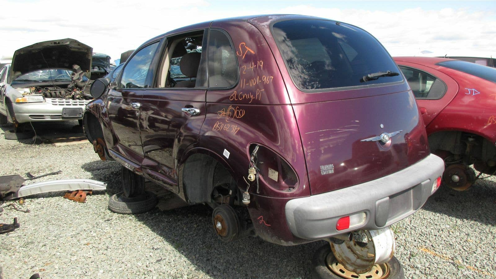 Junked 2002 Chrysler PT Cruiser