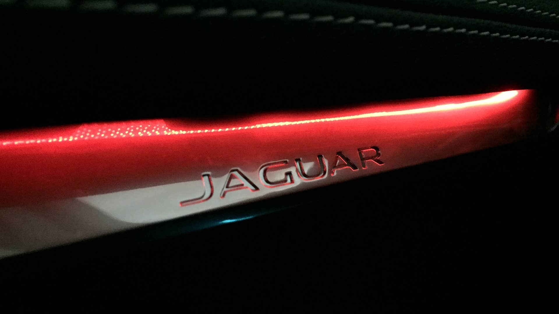 Jaguar F-Pace Ambient Lighting