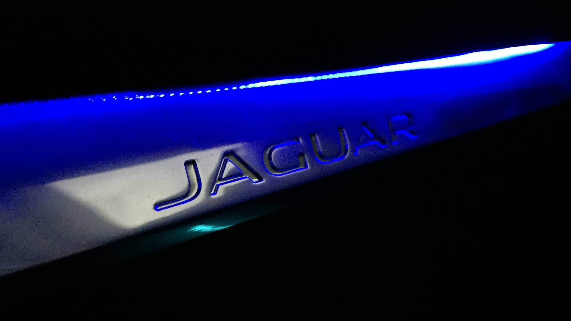 Jaguar F-Pace Ambient Lighting
