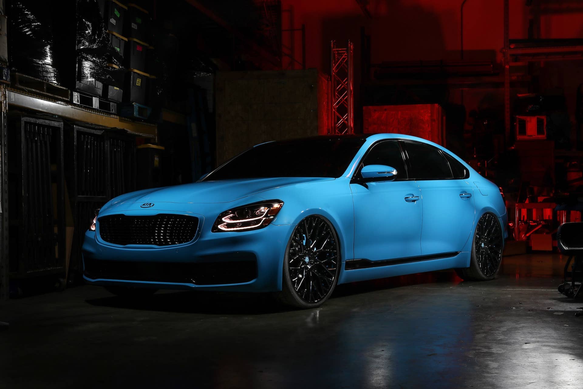 2019 DUB Kia K900