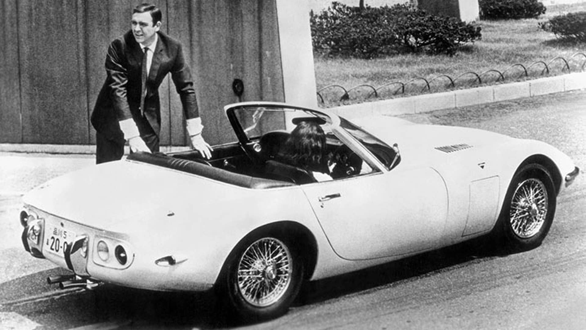 Here's the thing about the You Only Live Twice 2000GT, though: it's one of a kind. Toyota never made a 2000GT Roadster, it was a coupe. However, 6-foot-2 Sean Connery couldn't fit in the thing. Toyota first tried a targa-style top, but it was determined that his head poking out of the top looked goofy. Instead, a full roadster was the solution. There isn't actually a functional soft top under that tonneau.