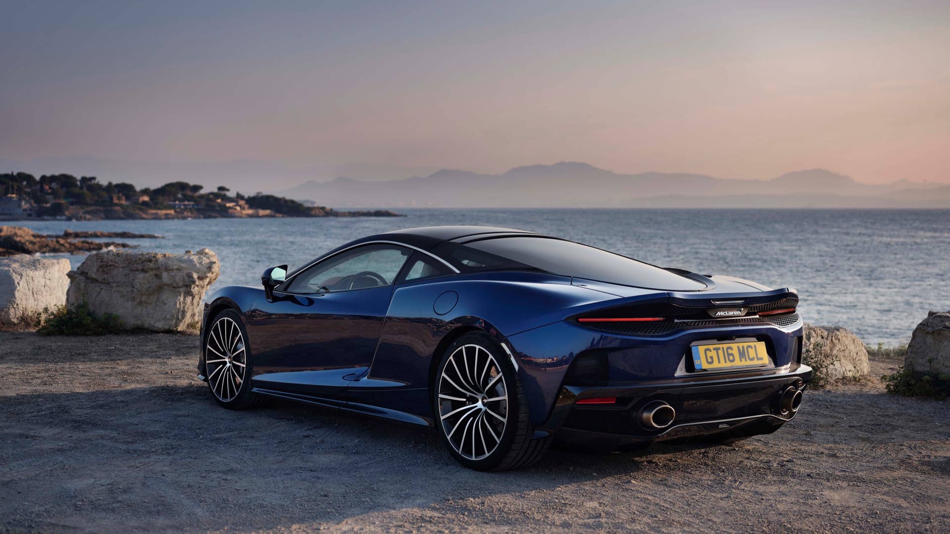 McLaren GT Global Test Drive - St Tropez - Sept 2019 Copyright Free Ref:  McLaren-GT-GlobalTestDrive-0016.JPG