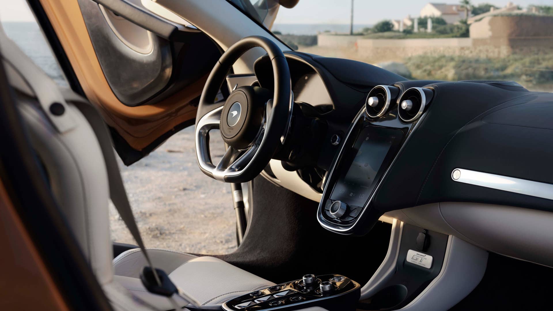 McLaren GT Global Test Drive - St Tropez - Sept 2019 Copyright Free Ref:  McLaren-GT-GlobalTestDrive-0017.JPG