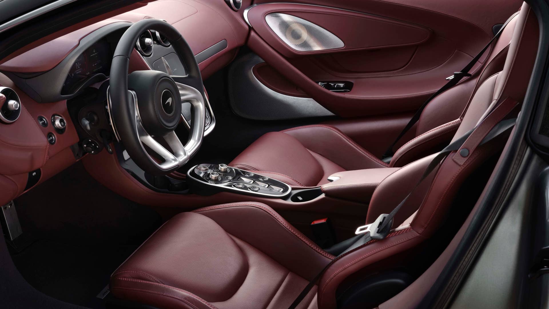 McLaren GT Global Test Drive - St Tropez - Sept 2019 Copyright Free Ref:  McLaren-GT-GlobalTestDrive-0051.JPG