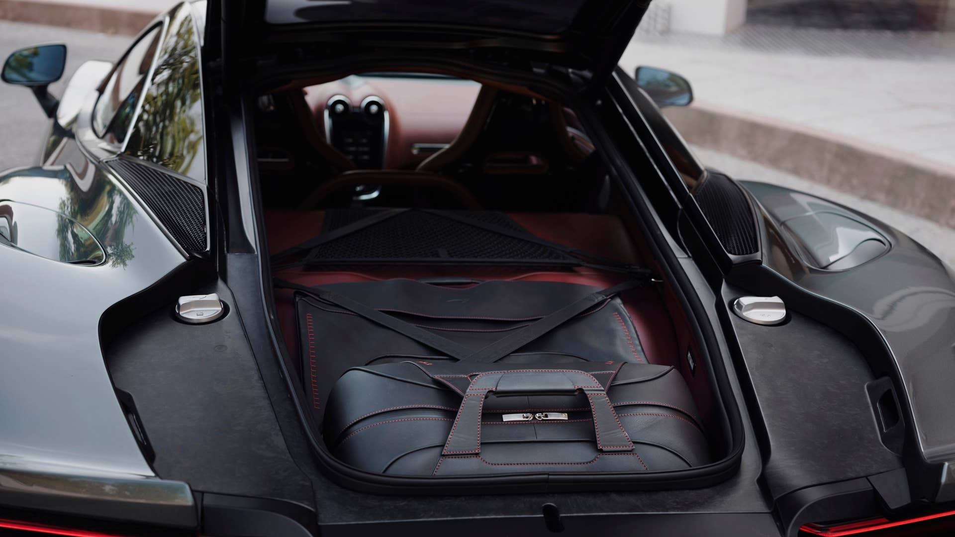McLaren GT Global Test Drive - St Tropez - Sept 2019 Copyright Free Ref:  Untitled1.jpg
