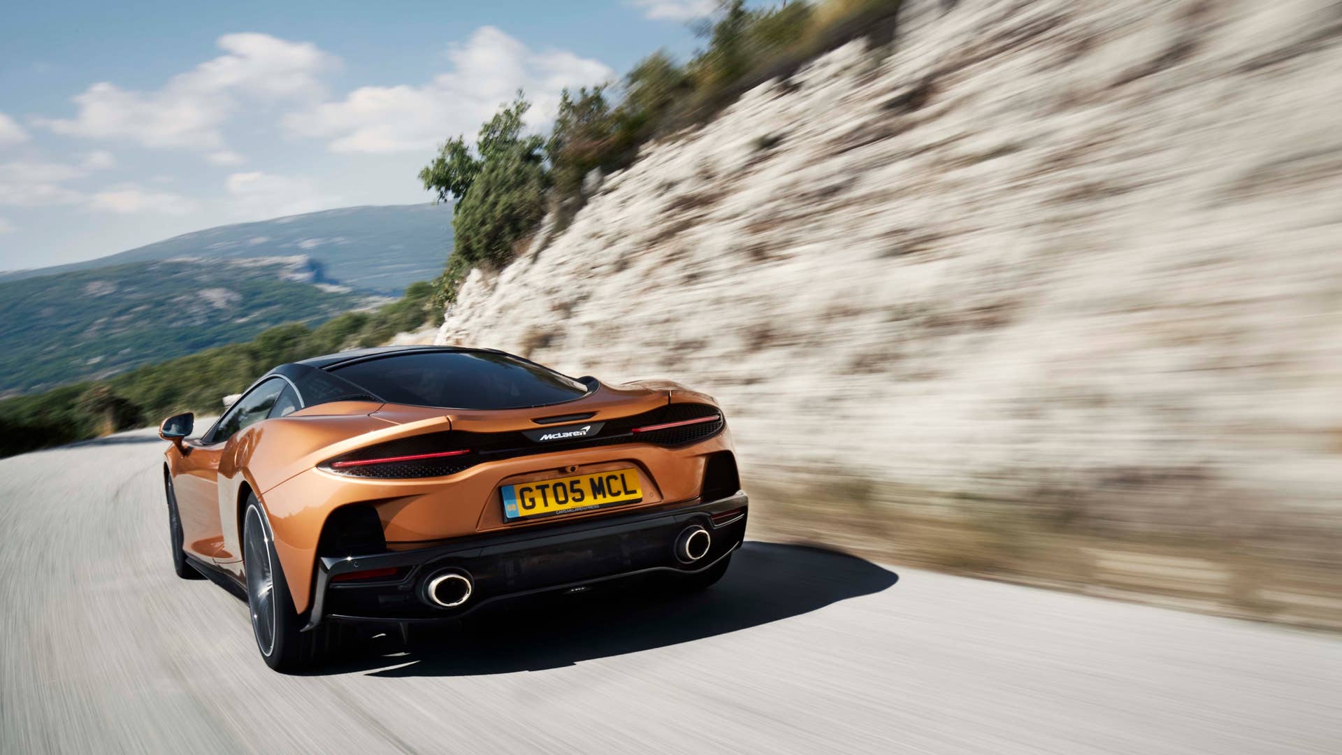 2020 McLaren GT Rear View