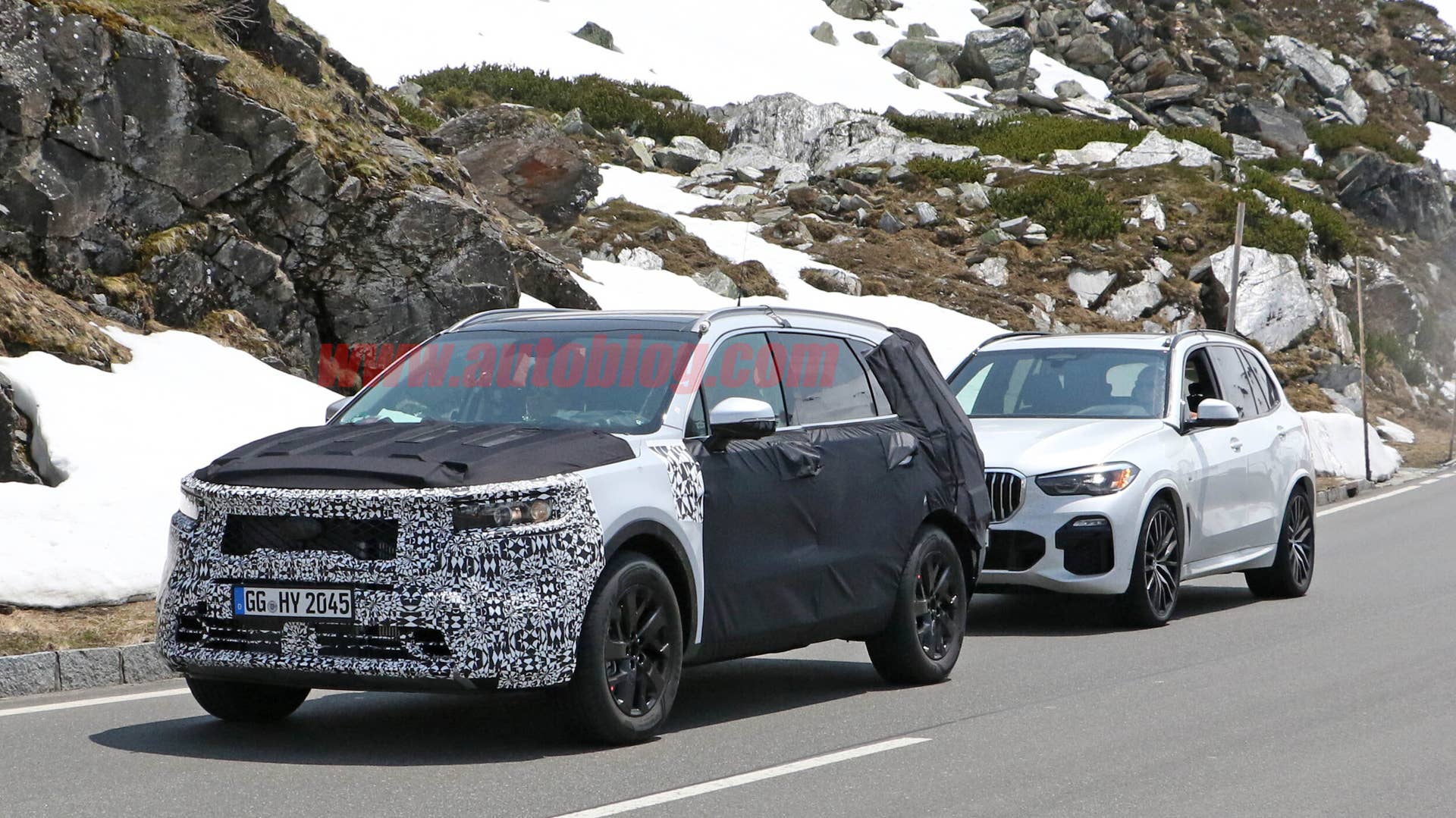 Kia Sorento spy shots