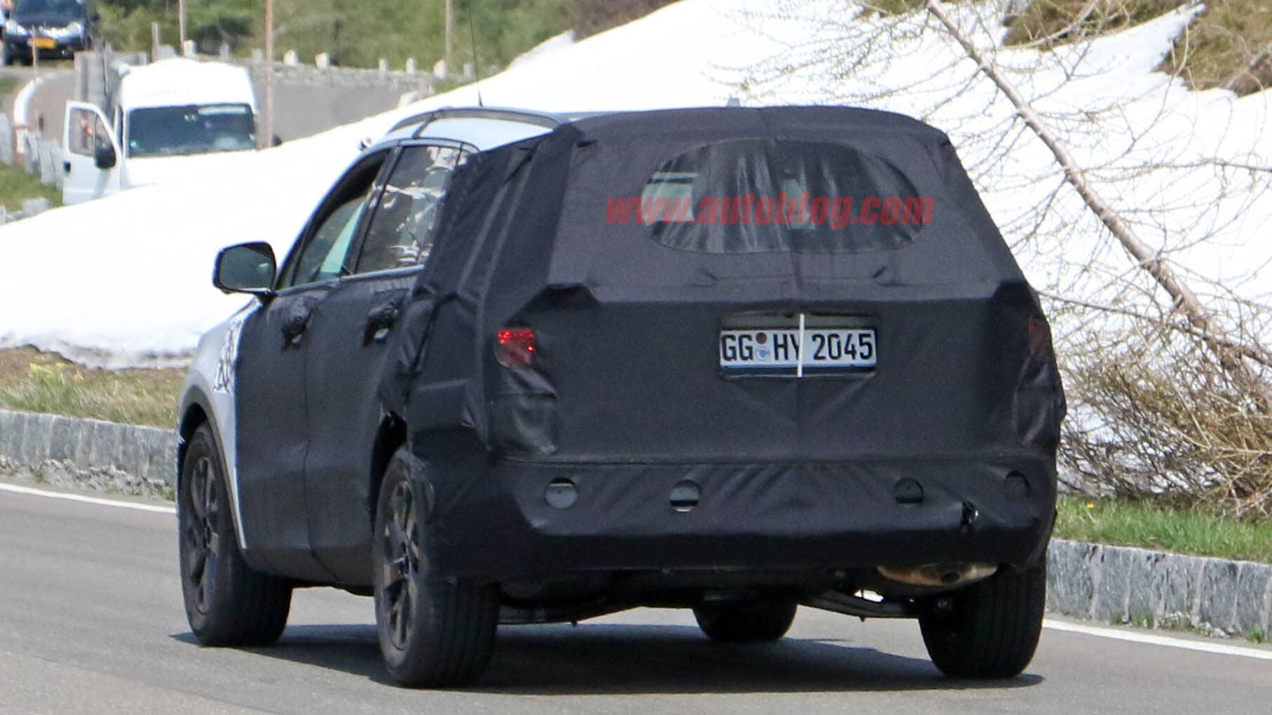 Kia Sorento spy shots