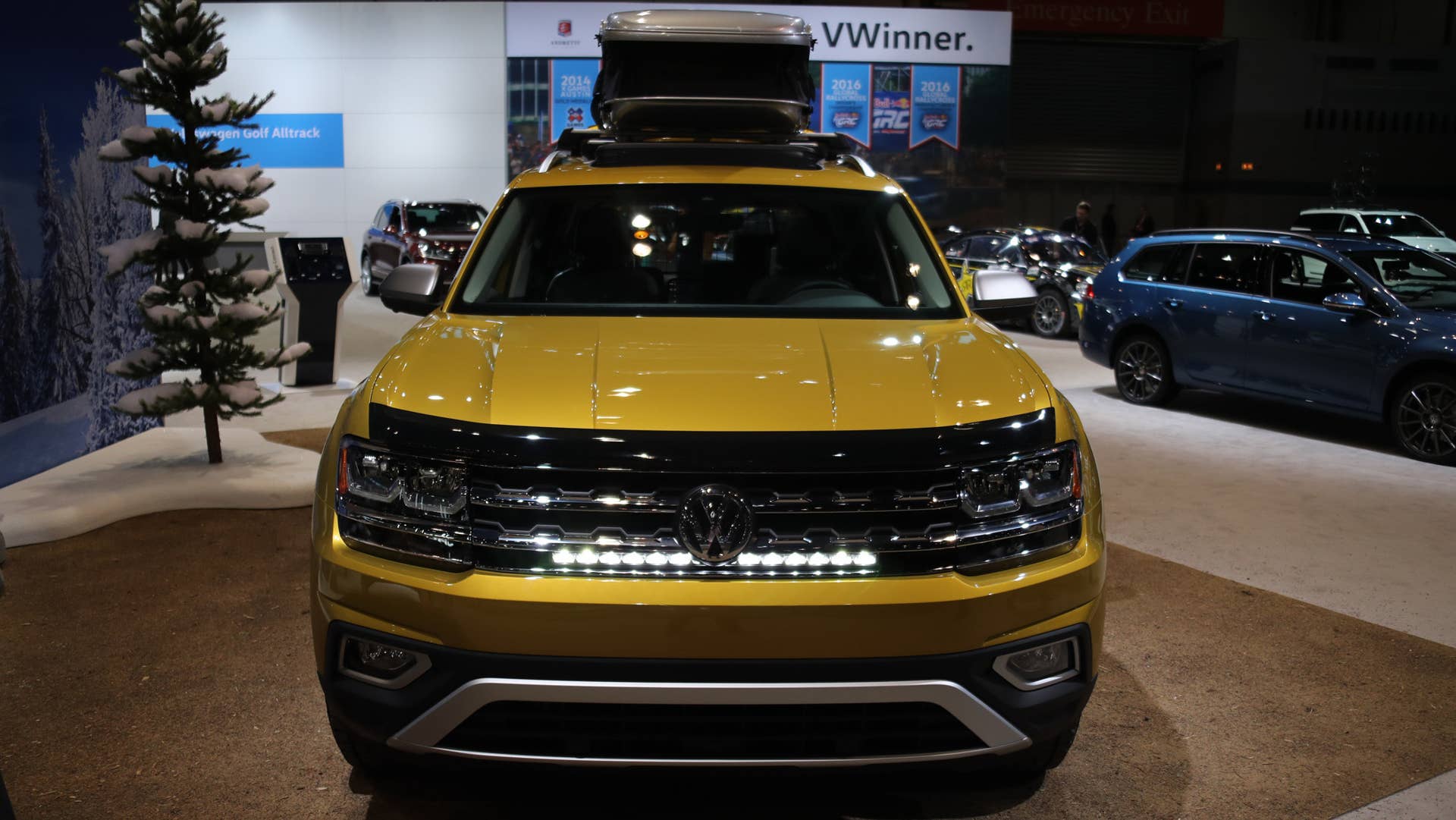 2018 vw atlas weekend edition front
