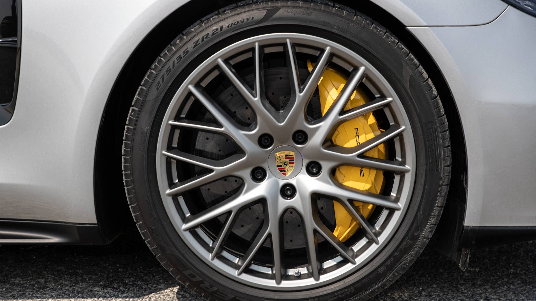 2019 Porsche Panamera GTS