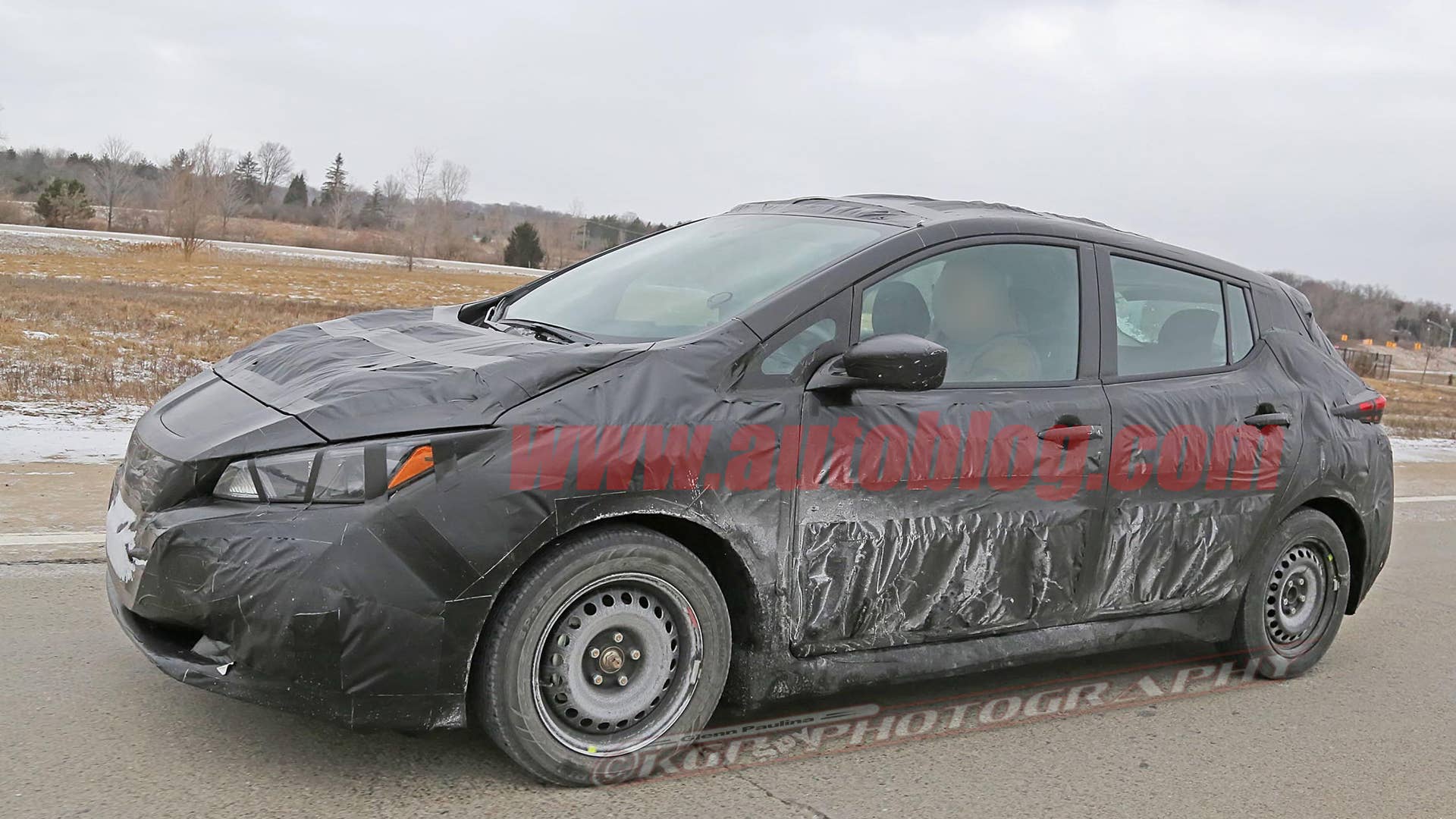 2018 nissan leaf spy photo testing